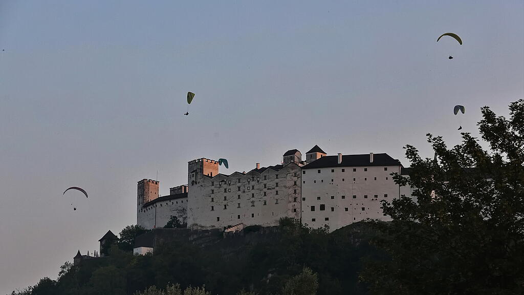 Festungsflug der Paragleiter