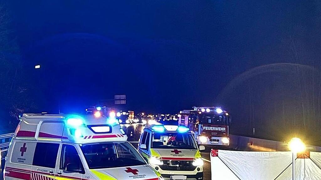 Fünf Tote nach Unfall auf A2 in NÖ