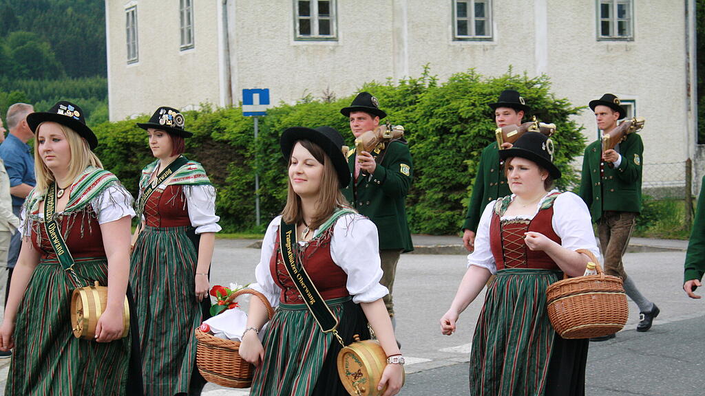 250 Jahre Prangerstutzensch\u00fctzen Thalgau