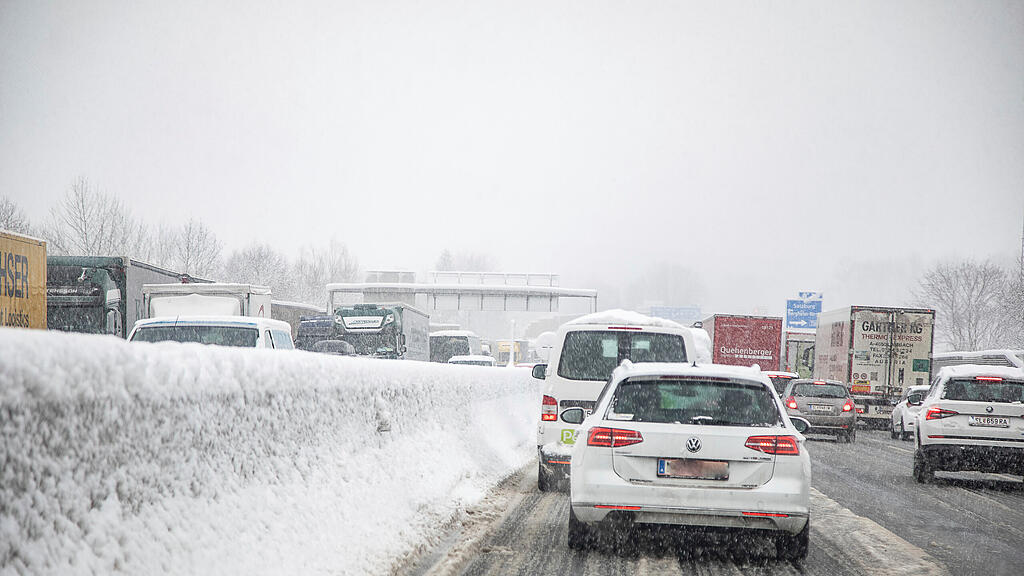 Stau, Schnee, A1, SB