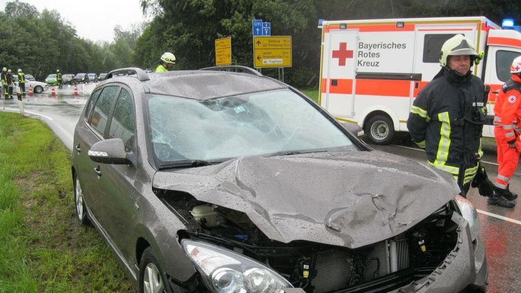 Verkehrsunfall auf B304 in Teisendorf