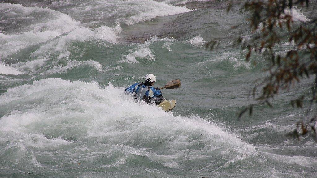 Kajak Freestyle auf der Salzach