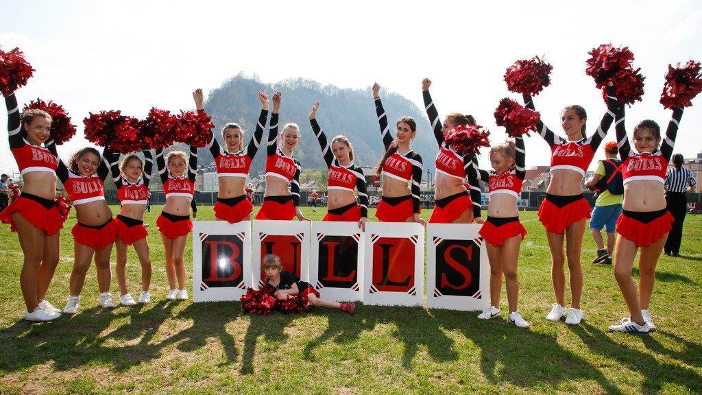 Bulls verlieren Homeopener, I