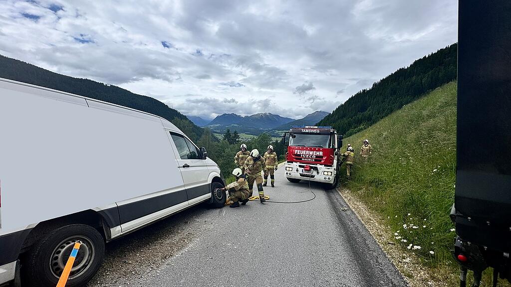 Fahrzeugabsturz in Tamsweg