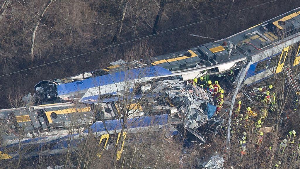 Zugunglück in Bad Aibling: Erschreckende Luftbilder