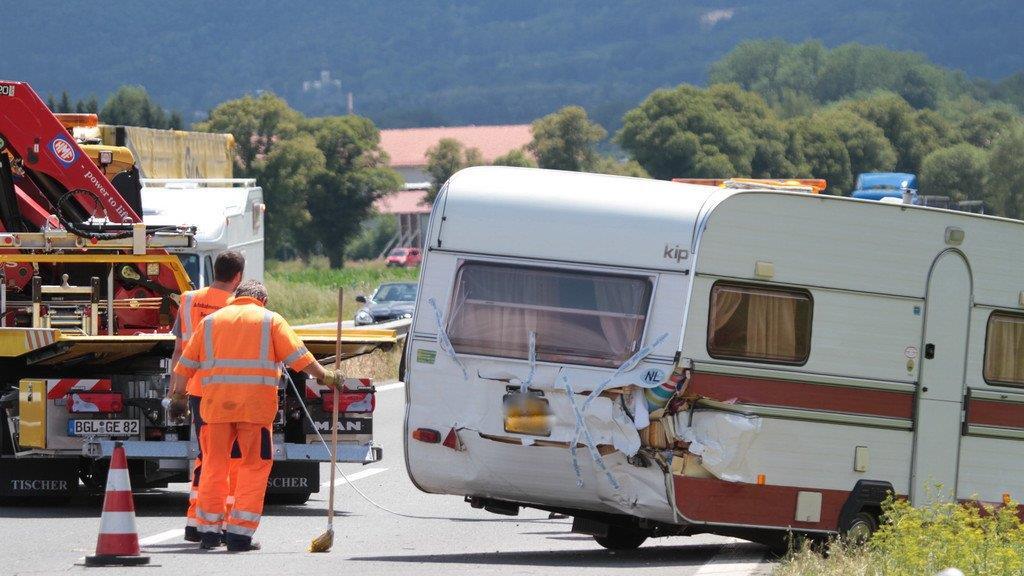 Wohnwagencrash auf A8