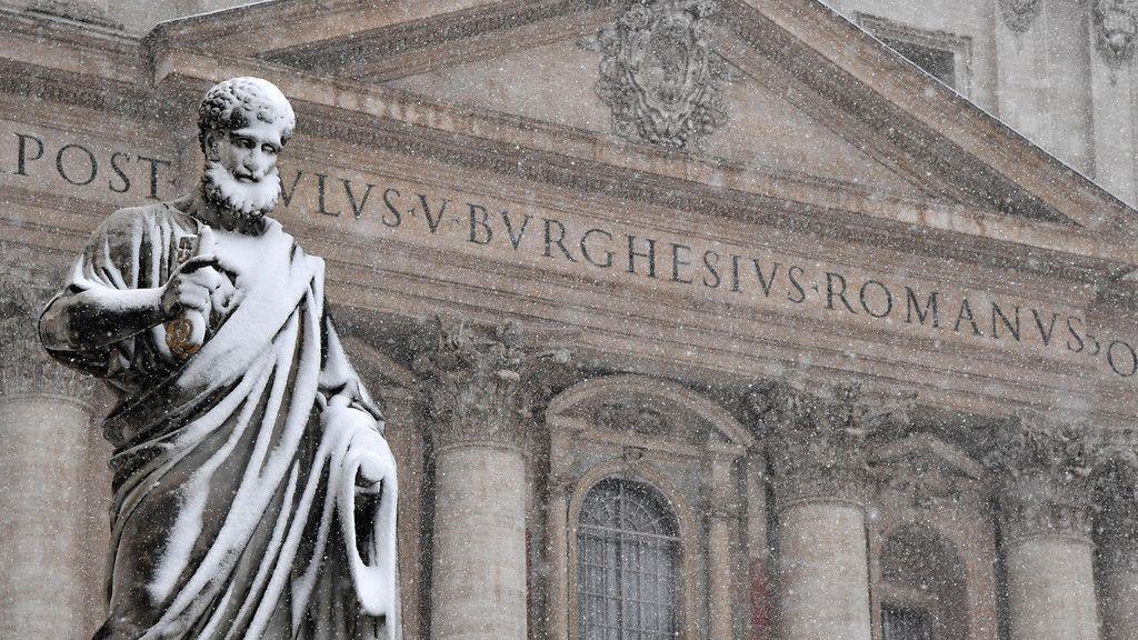 Rom versinkt im Schnee