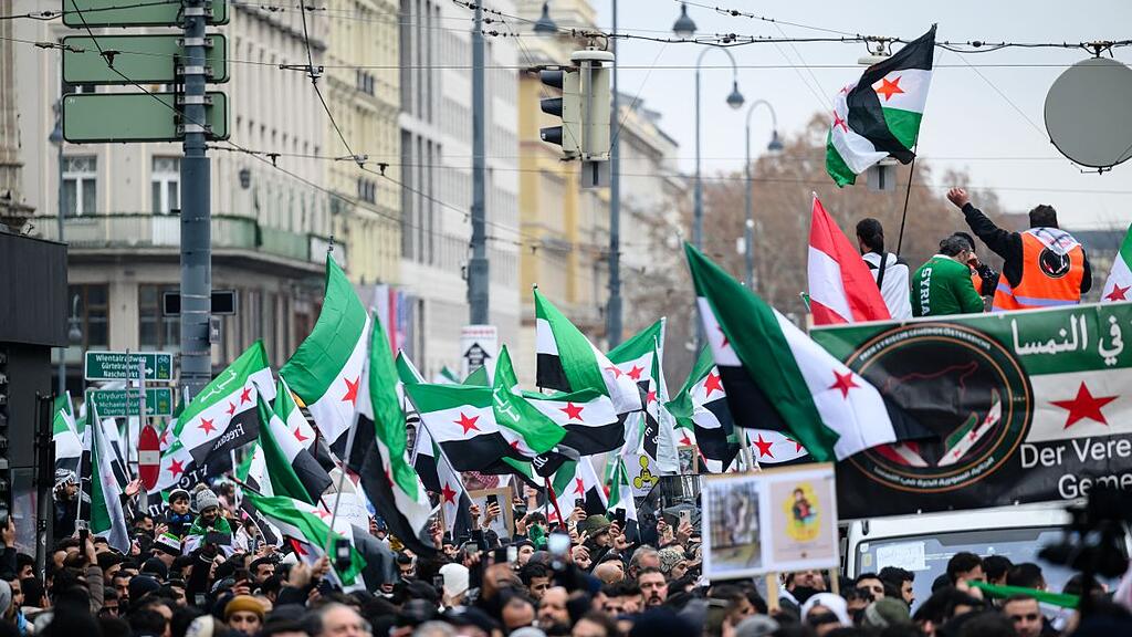 Machtwechsel in Syrien: Lautstarke Feier in Wien