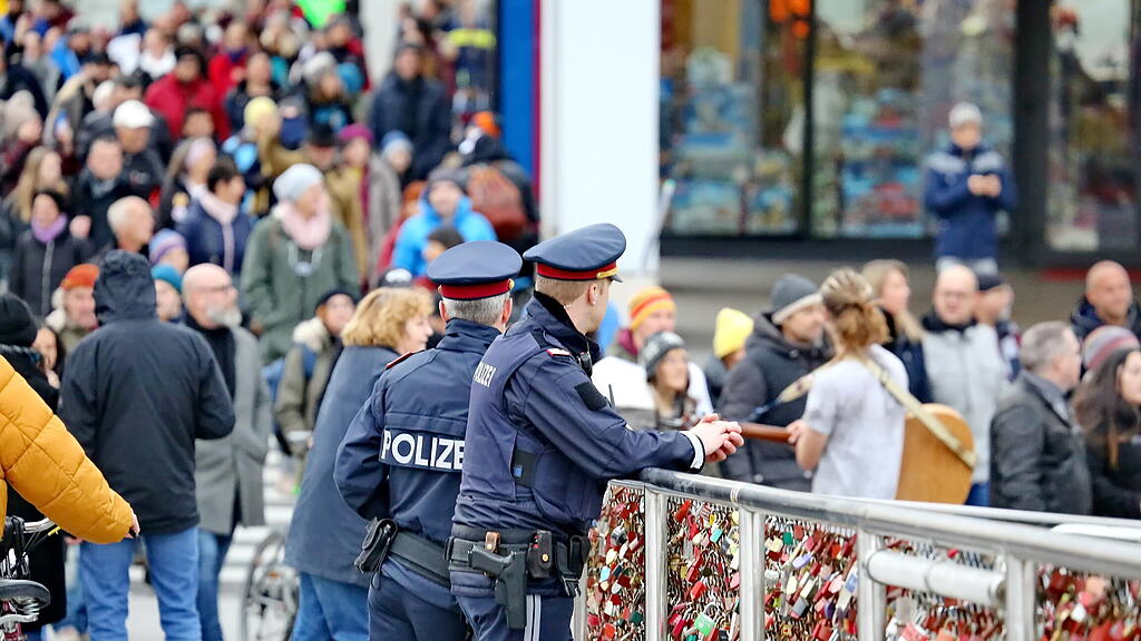Corona-Demo in Salzburg am Sonntag