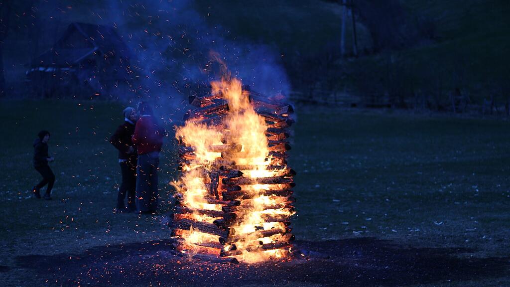 Osterfeuer Thomatal