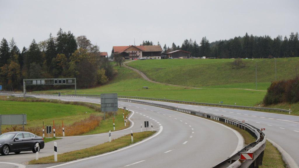 Sturm sorgt für Sperre der A8