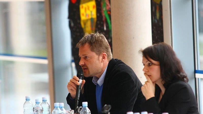 Schülerdiskussion mit Politikern