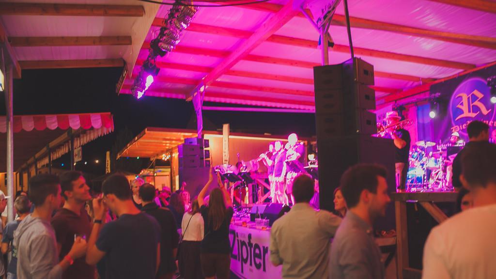 Hallwanger Waldfest, I