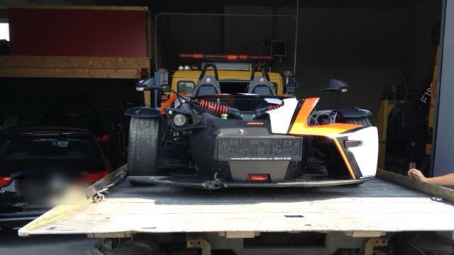Demolierter Roadster