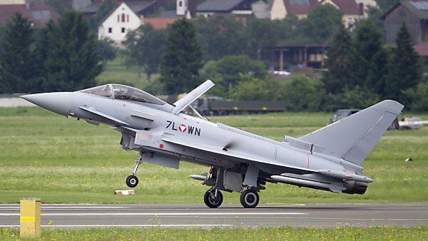 Der Ankauf der Eurofighter wird erneut geprüft