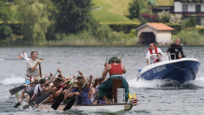 Drachenboot-Action am Mattsee