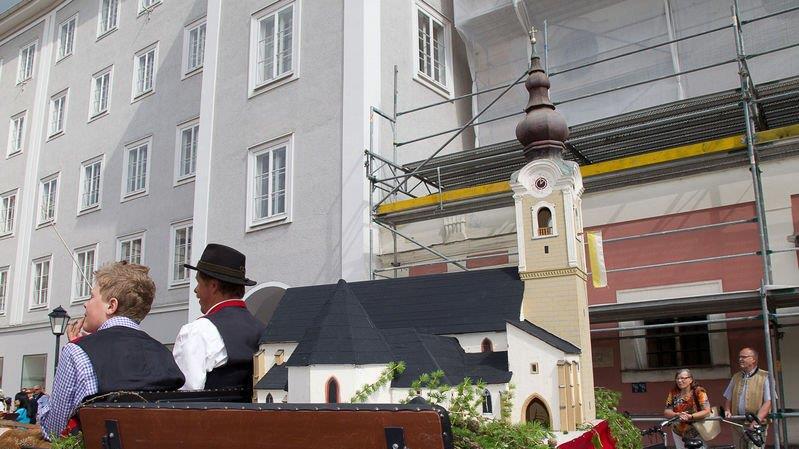 Dult: Umzug durch die Stadt