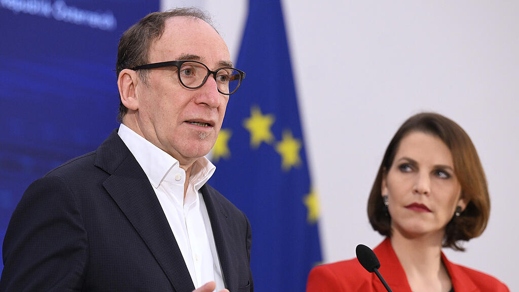 Rauch und Edtstadler im Ministerrat