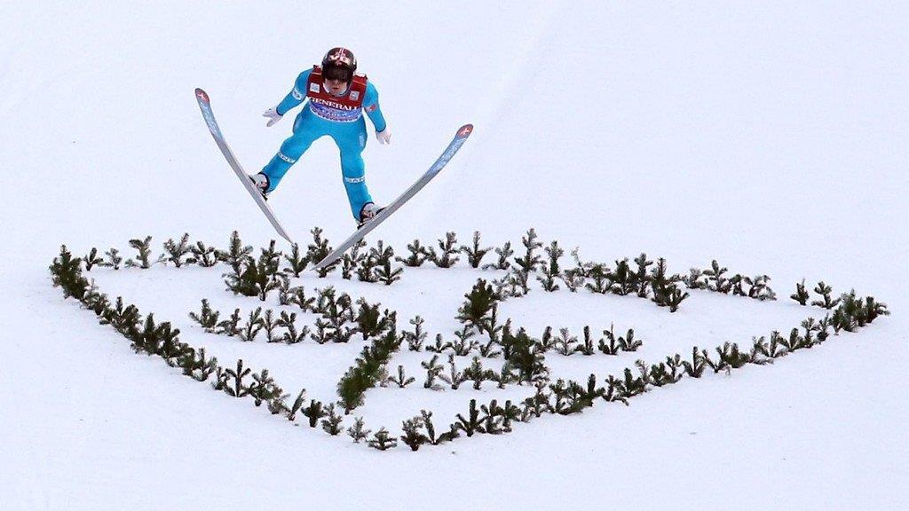 Vierschanzentournee: Jacobsen siegte auch in Garmisch vor Schlierenzauer