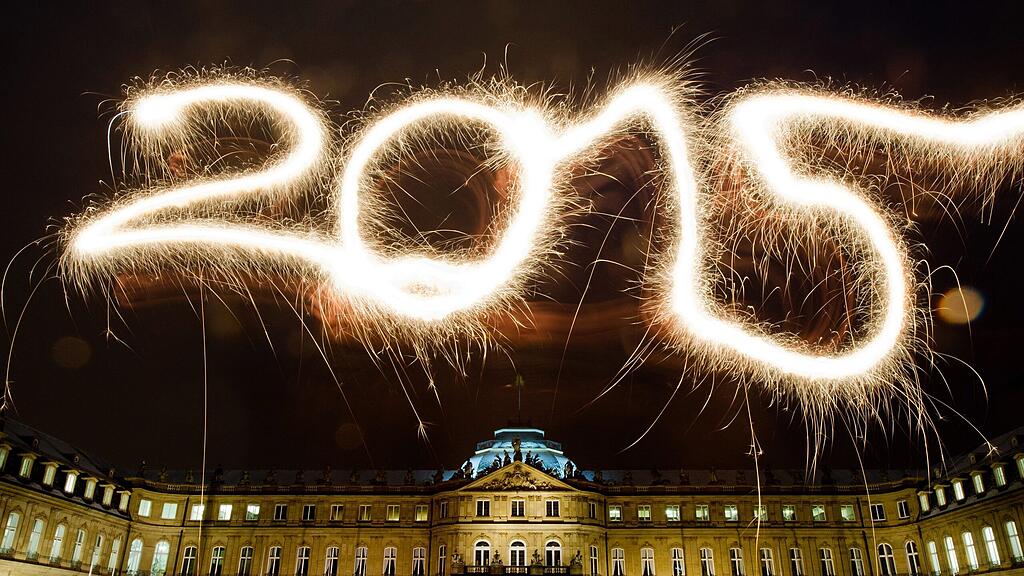 Österreicher gehen überwiegend pessimistisch ins Jahr 2015 .