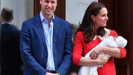 Prinz William und Herzogin Kate treten vor die Kameras