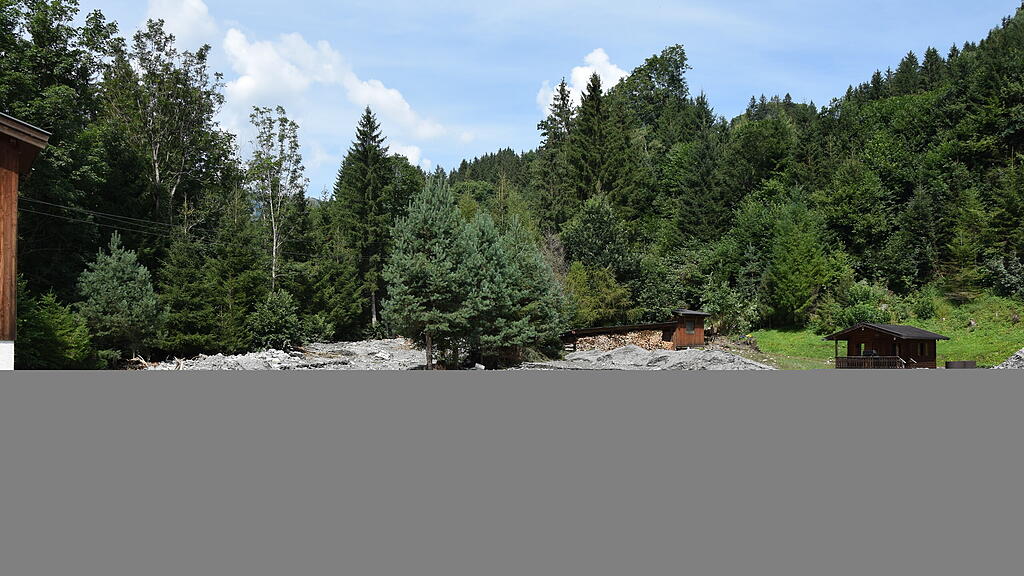 Unwetter_Mittersill_Aufr\u00e4umarbeiten III