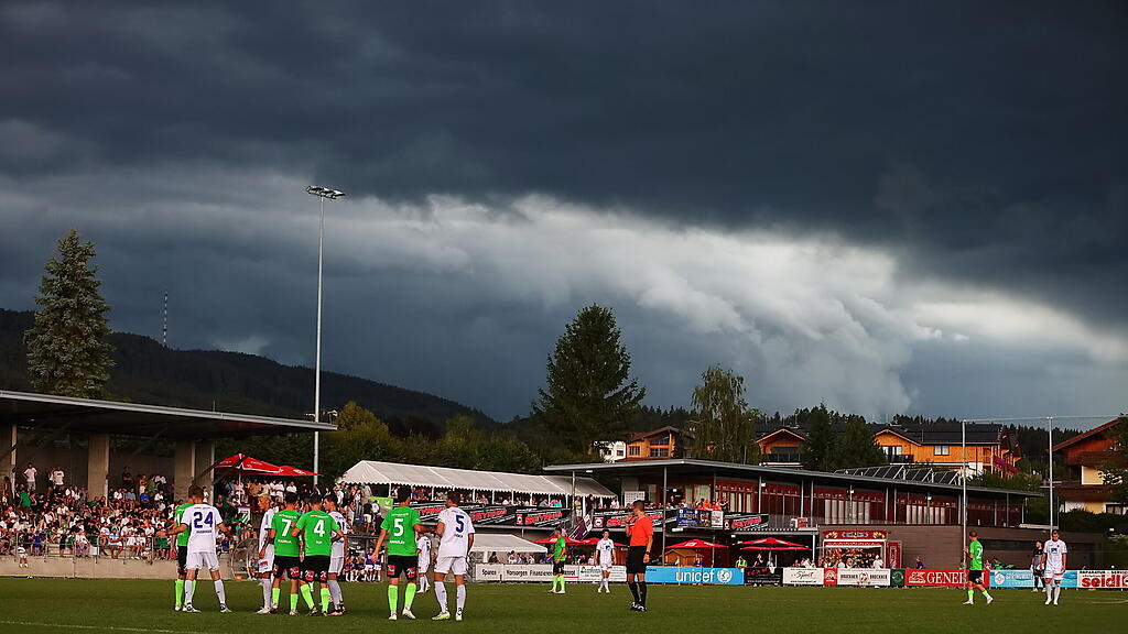Wals-Gr\u00fcnau, Austria Salzburg