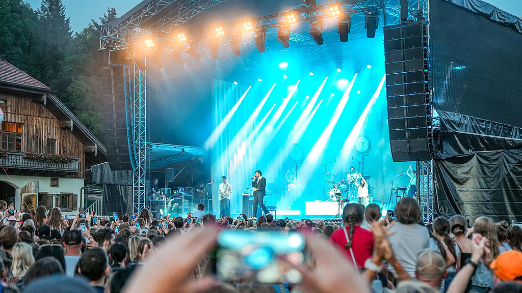Alvaro Soler Konzert im Gut Aiderbichl