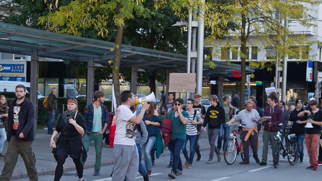 Demo für Bleiberecht von Flüchtlingen