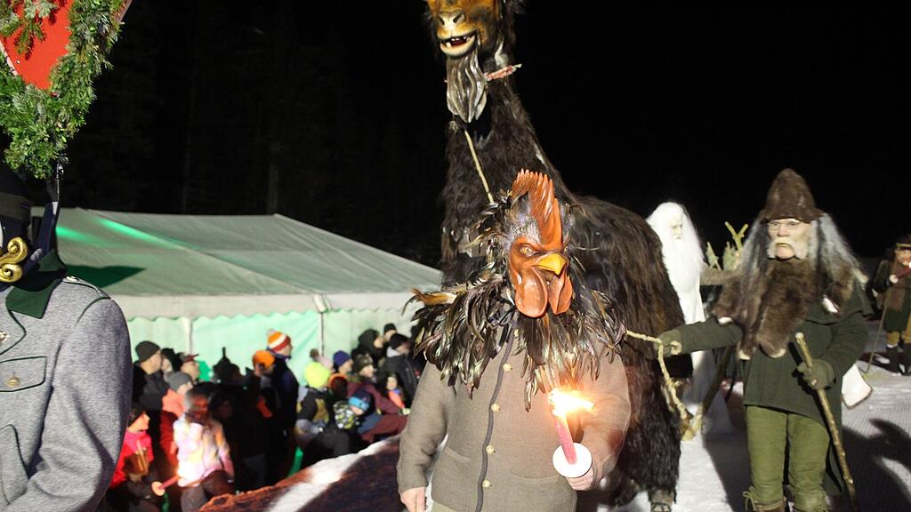 Perchtenlauf Lung\u00f6tz