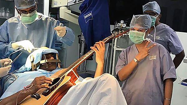 Auffinden betroffener Hirnregionen durch Musikspiel