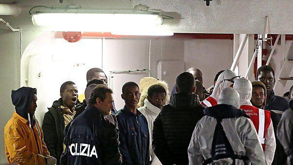 Das Boot kenterte damals, viele Menschen mussten sterben