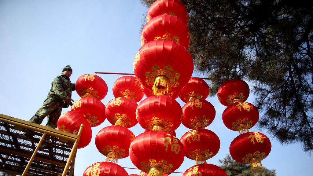China feiert das Jahr des Hahns