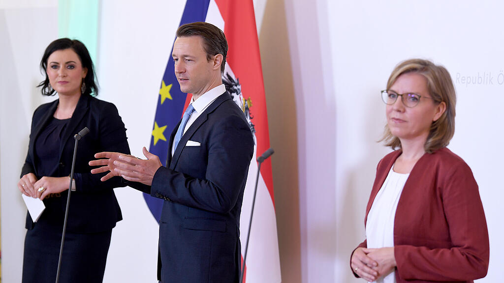 REGIERUNGSKLAUSUR KÖSTINGER  BLÜMEL  GEWESSLER =.jpg