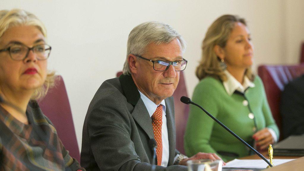 Bürgermeister Heinz Schaden tritt zurück, II