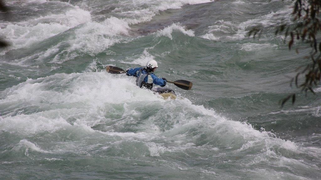 Kajak Freestyle auf der Salzach