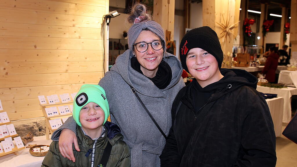 Adventmarkt in Hallein ist Er\u00f6ffnet