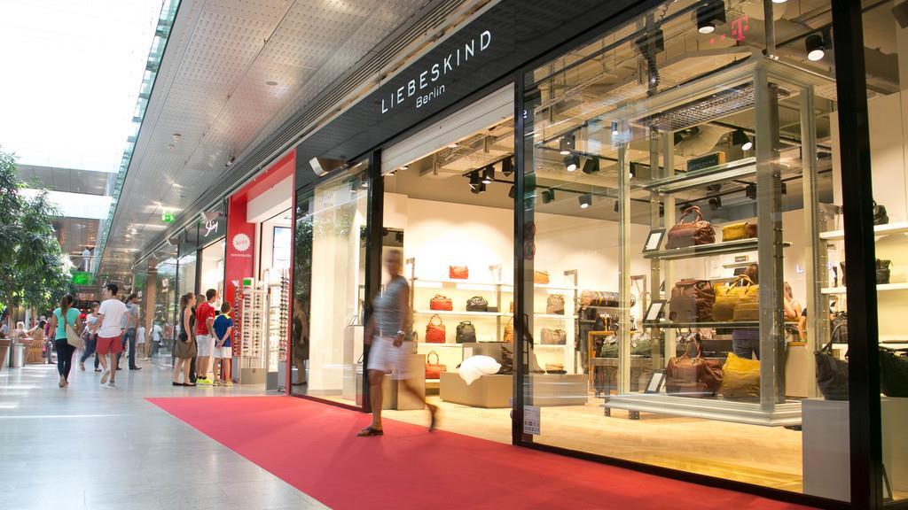 LIEBESKIND eröffnet Store im Europark