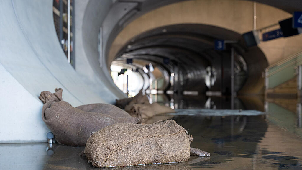 Jahrhunderthochwasser Tullnerfeld_ÖBB Wegscheider 3.jpg