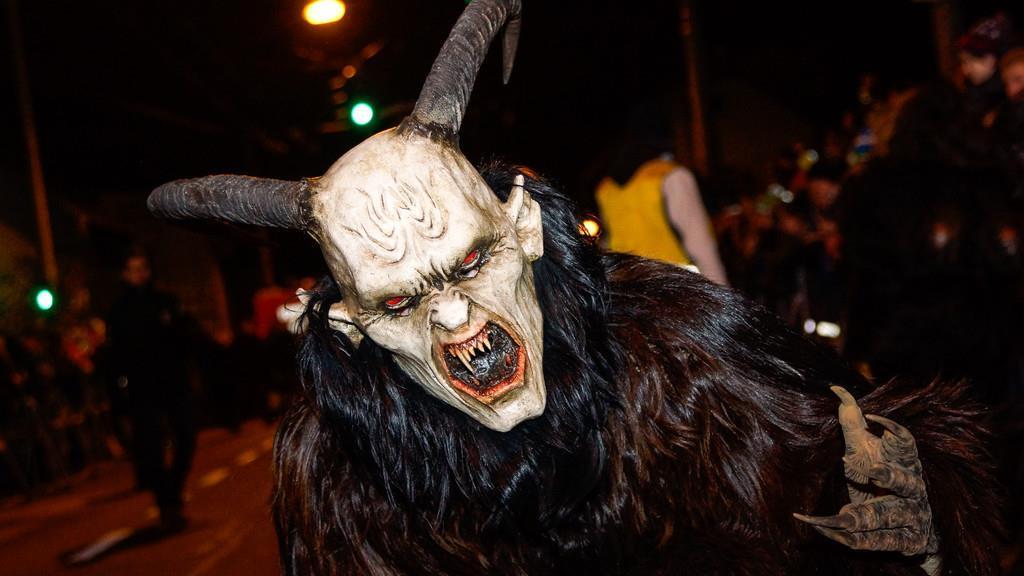Gnigler Perchtenlauf