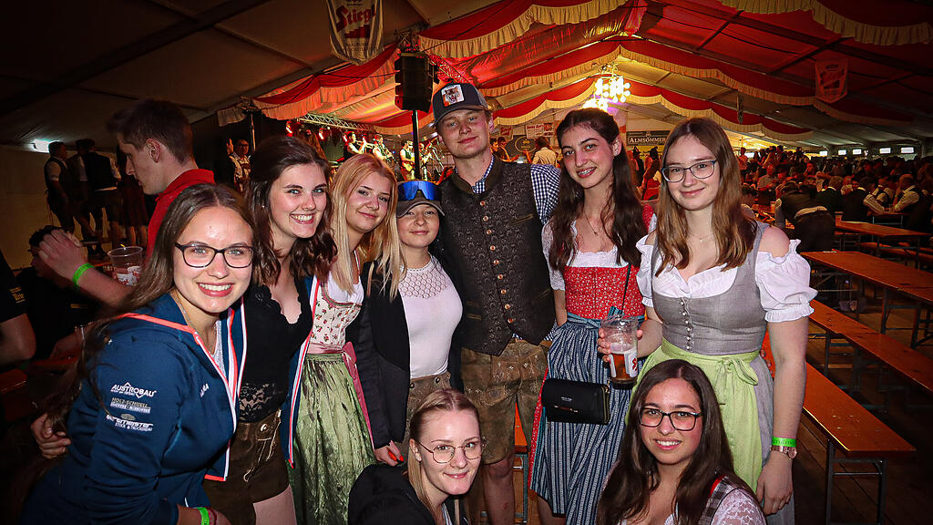 Bierzelt H\u00fcttschlag