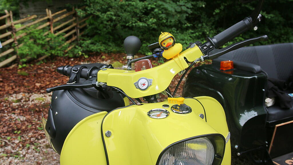 Vespa Treffen beim Latschenwirt