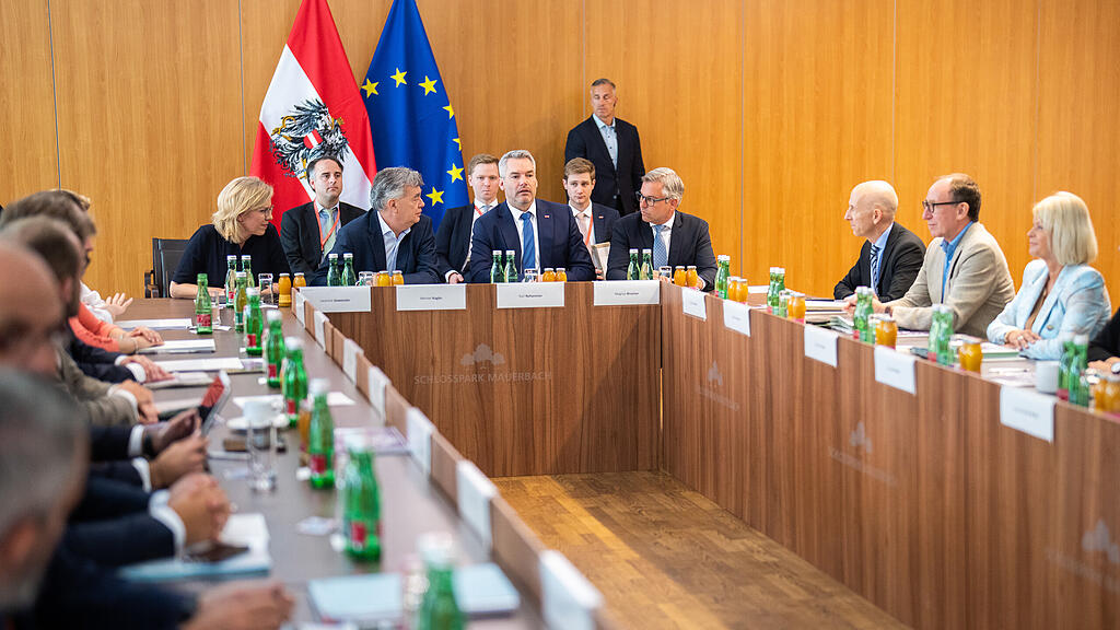 Sommer-Ministerrat: Strompreisbremse und teuerung