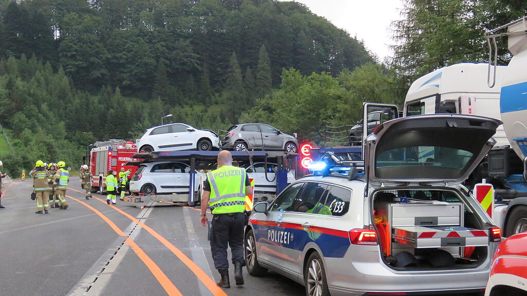 Unfall Lkw A10 Pfarrwerfen