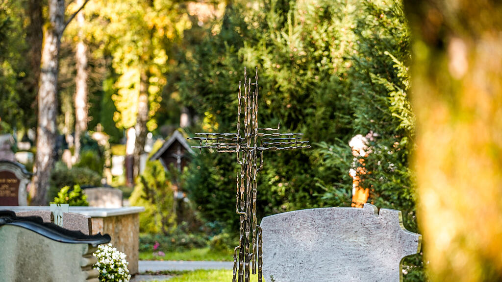 Allerheiligen, Trauer