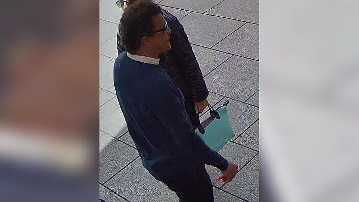 90-Jähriger in Salzburg bestohlen: Fahndungsbilder