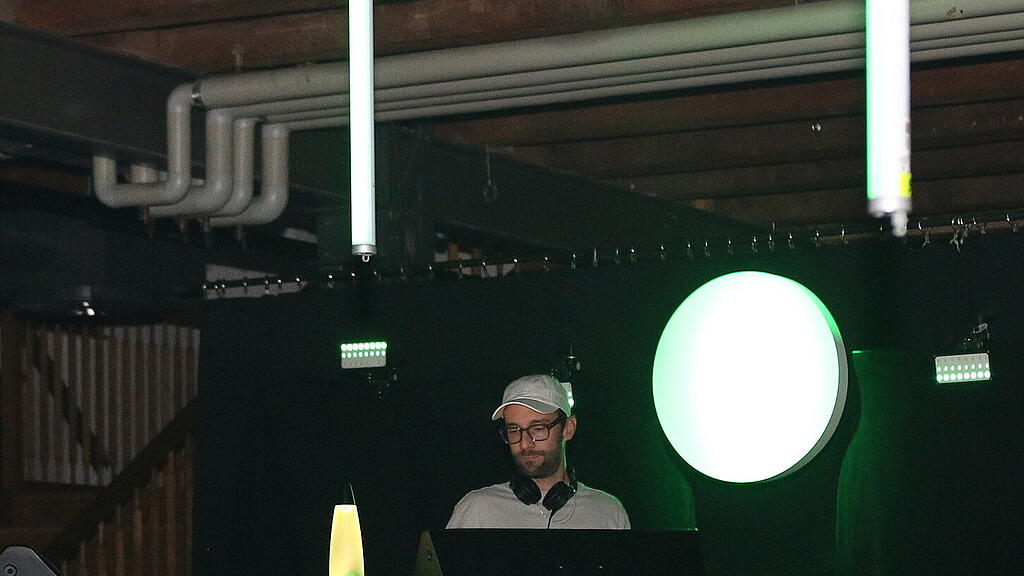 TUMULT - Celebrating Electronic Music Party