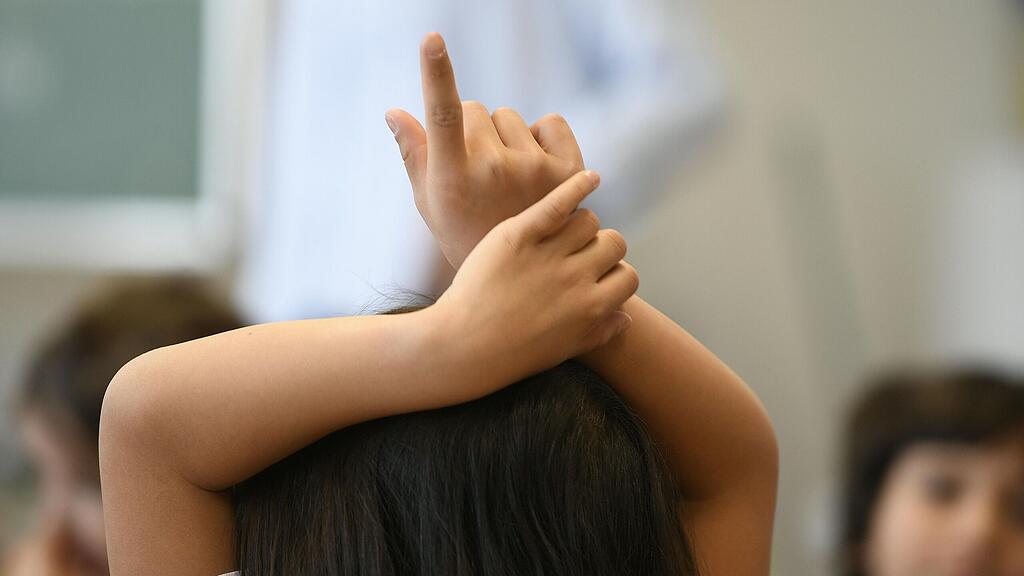 Die Bildungspläne der designierten Regierung bringen die Ziffernnoten zurück in die Volksschulen.