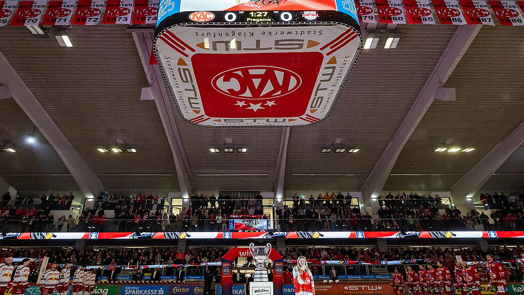 EISHOCKEY ICE HOCKEY LEAGE... - APA-Bilderdienst - 04.04.25 - 20.36 - ABD0207 - High-Res.jpg