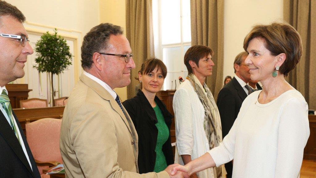 Neue Landesregierung angelobt, III